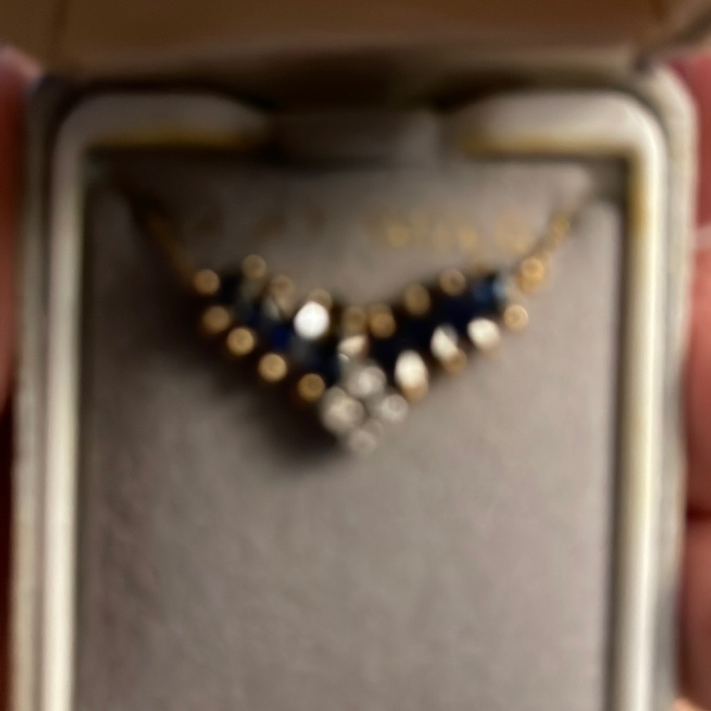 Helzberg diamonds sapphire/diamond necklace in yellow gold